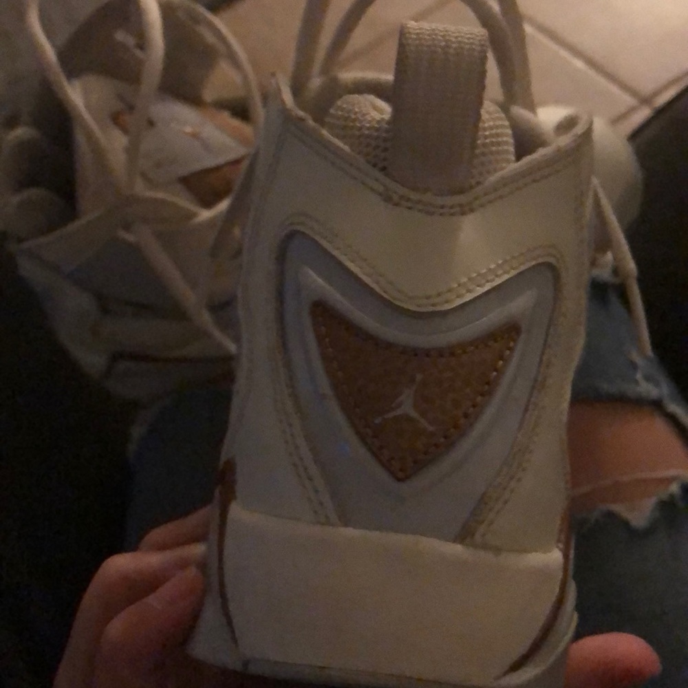 Jordan flights - Picture 3 of 4